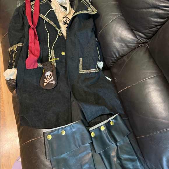 California Costumes Pirate Costume for Kids - Black and Brown size L 10-12 - Picture 4 of 4